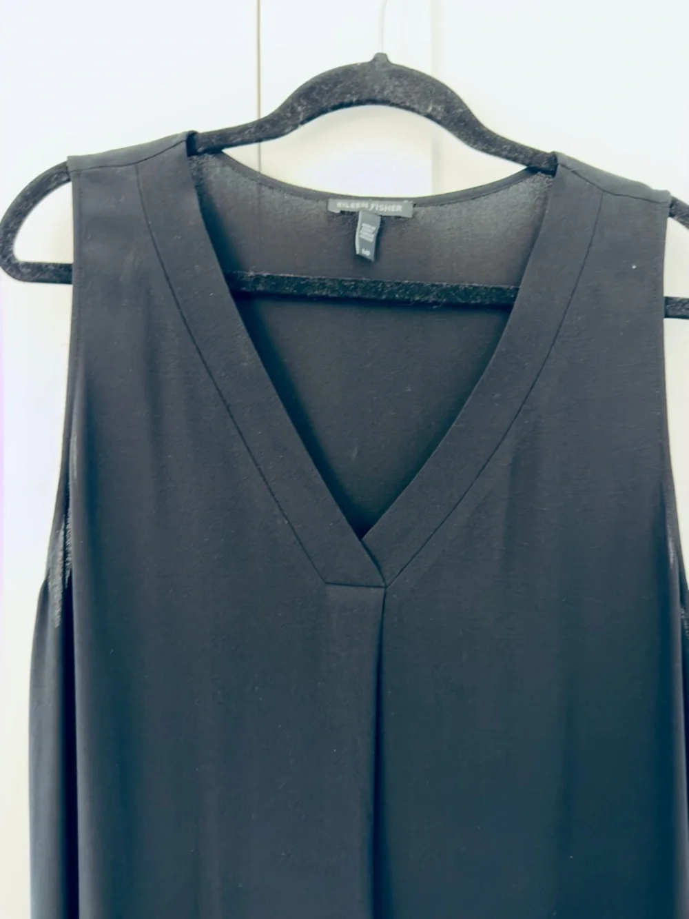 Eileen Fisher Silk Crepe V-neck Midi dress in Black - Picture 4 of 7